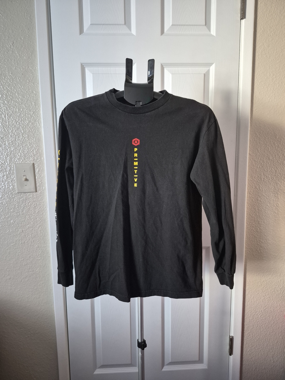 Primitive Men’s Black Long-Sleeve Logo Shirt